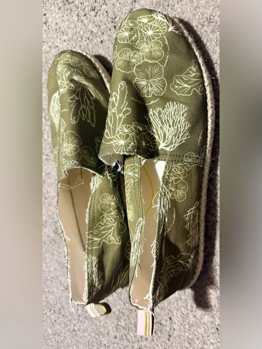 Vionic Beach Laguna Espadrilles Slip-On Size-9 Wide